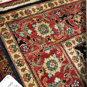 Meet your Posher, Liz